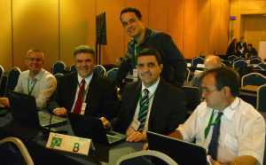 Gustavo Erivan Bezerrra Lima (DCEA), Flávio A. B. Archangelo (LABRE), André Felipe Trindade (ABRA), Geandro Luiz de Mattos (DECEA) e Luiz Fernando de Souza (Embraer)